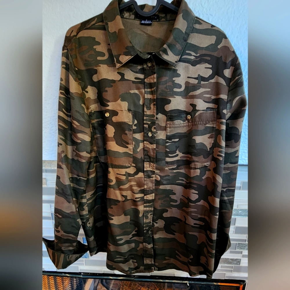 CAMOUFLAGE shirt